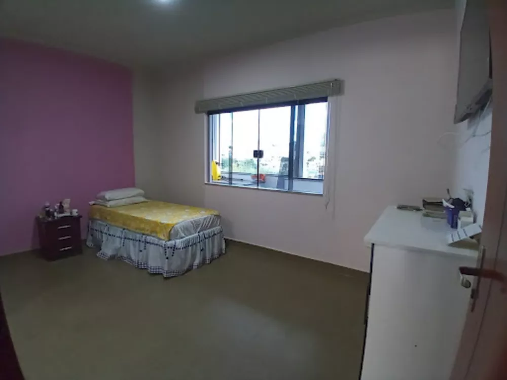 Casa, 3 quartos, 300 m² - Foto 2