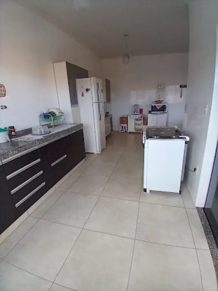 Casa, 3 quartos, 300 m² - Foto 12