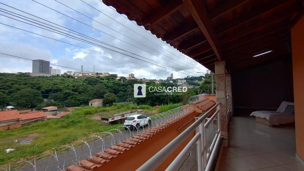 Casa, 5 quartos, 260 m² - Foto 12