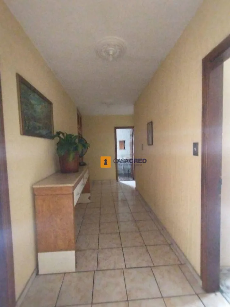 Casa, 4 quartos, 200 m² - Foto 13