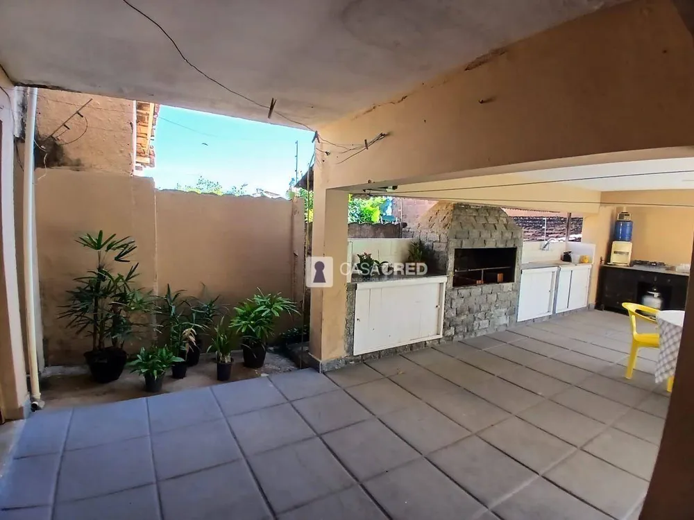 Casa, 4 quartos, 240 m² - Foto 8