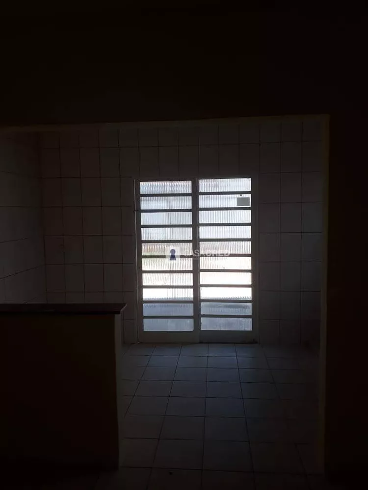 Casa, 3 quartos, 88 m² - Foto 2