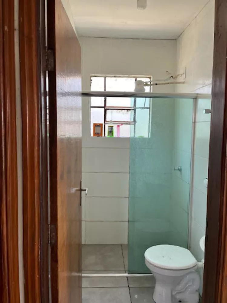 Casa à venda com 3 quartos, 80m² - Foto 2