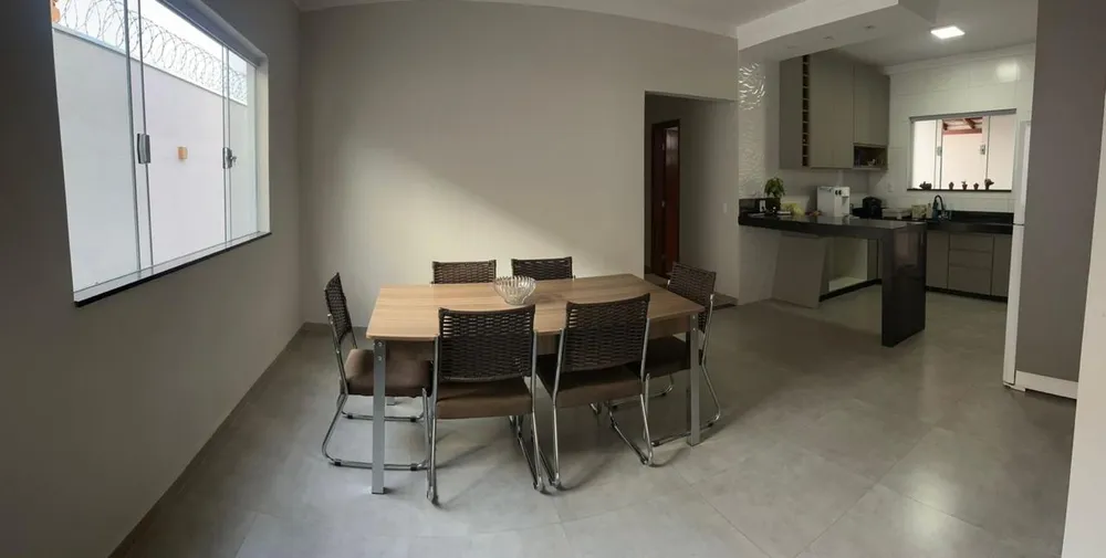Casa, 3 quartos, 200 m² - Foto 3