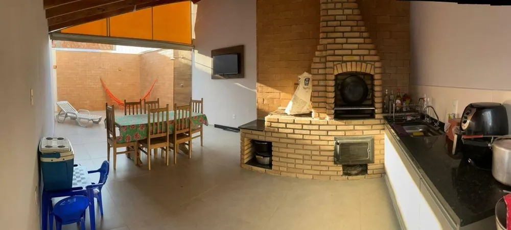 Casa, 3 quartos, 200 m² - Foto 2