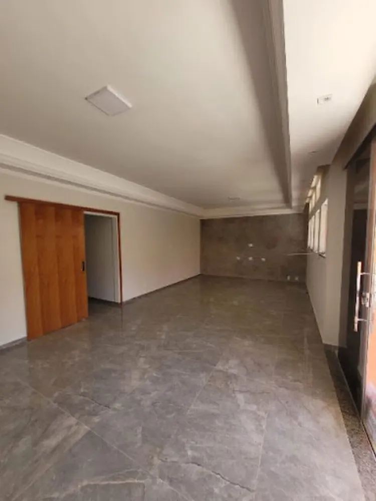 Casa, 3 quartos, 307 m² - Foto 2