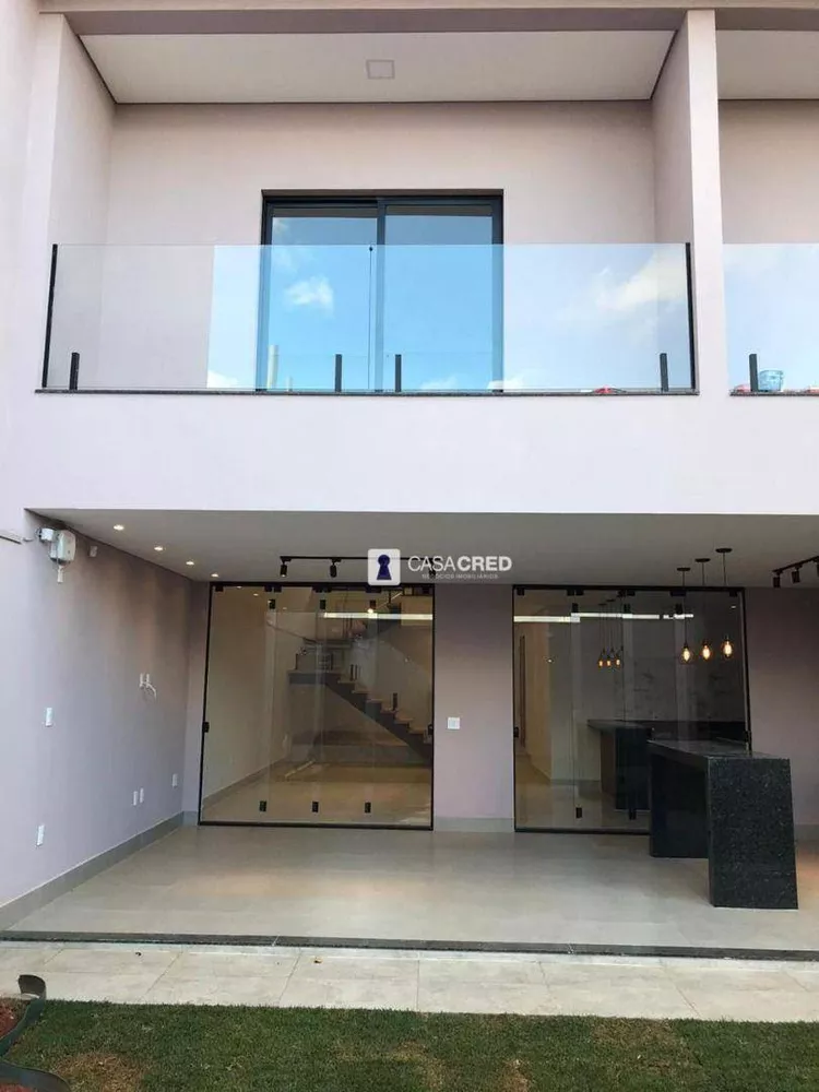 Casa, 3 quartos, 250 m² - Foto 4
