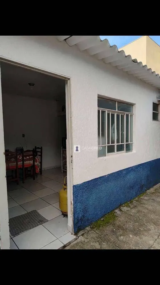 Casa, 3 quartos, 300 m² - Foto 2