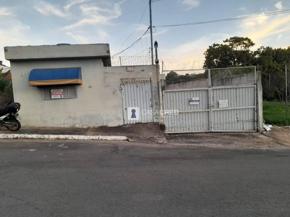 Loja-Salão, 240 m² - Foto 1