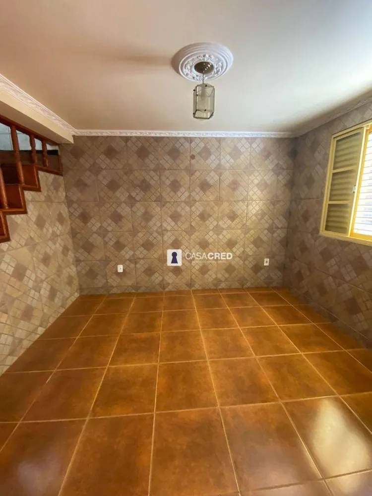 Casa, 4 quartos, 233 m² - Foto 12