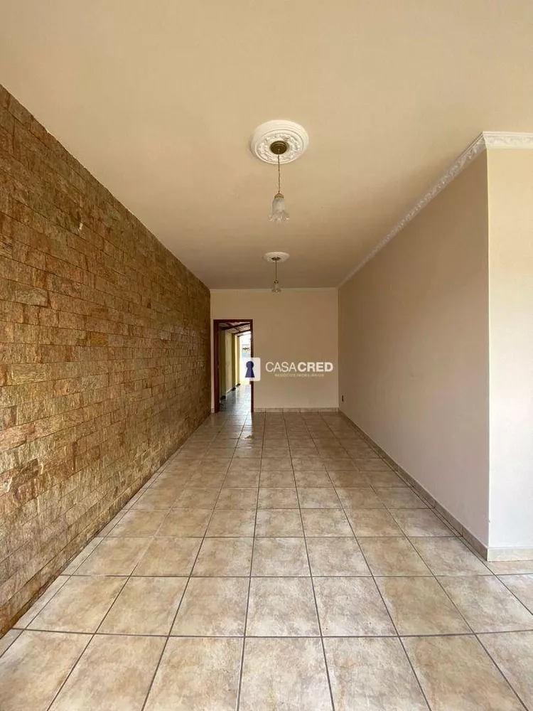 Casa, 4 quartos, 233 m² - Foto 4