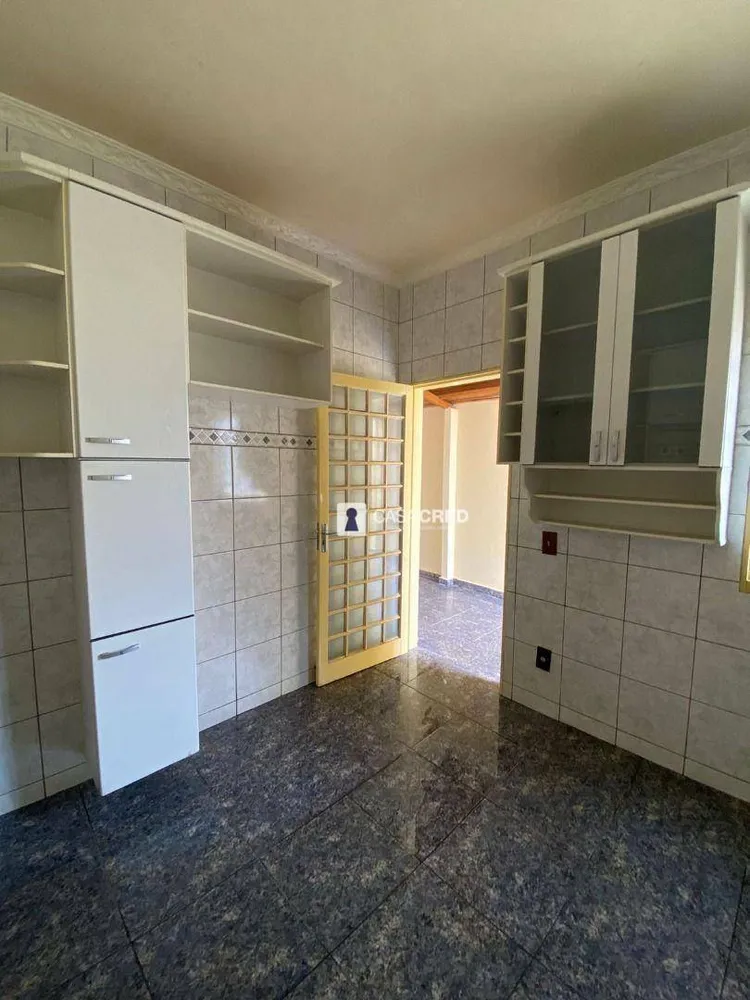 Casa, 4 quartos, 233 m² - Foto 6