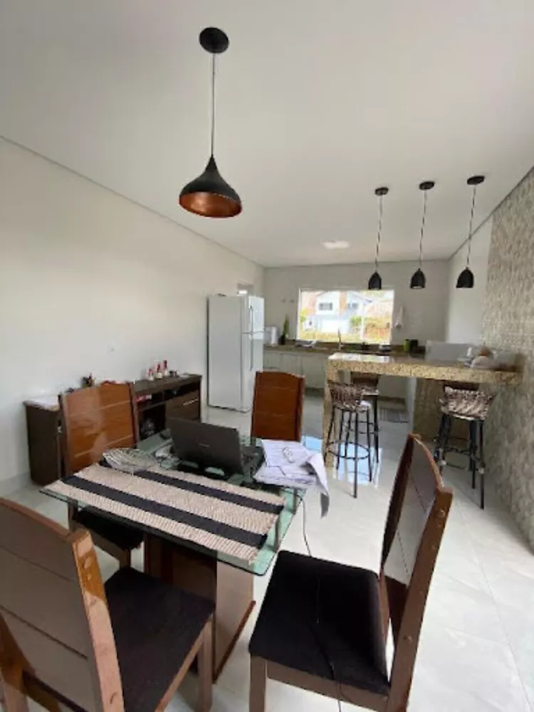 Casa, 3 quartos, 330 m² - Foto 2