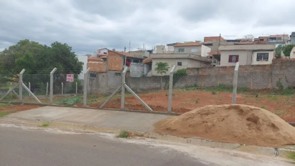 Terreno, 218 m² - Foto 1