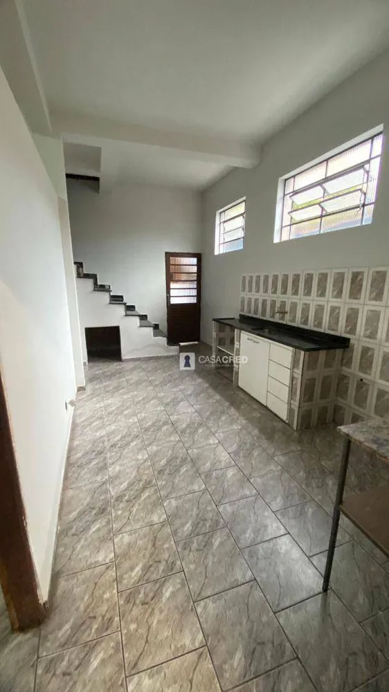 Casa, 2 quartos, 250 m² - Foto 6