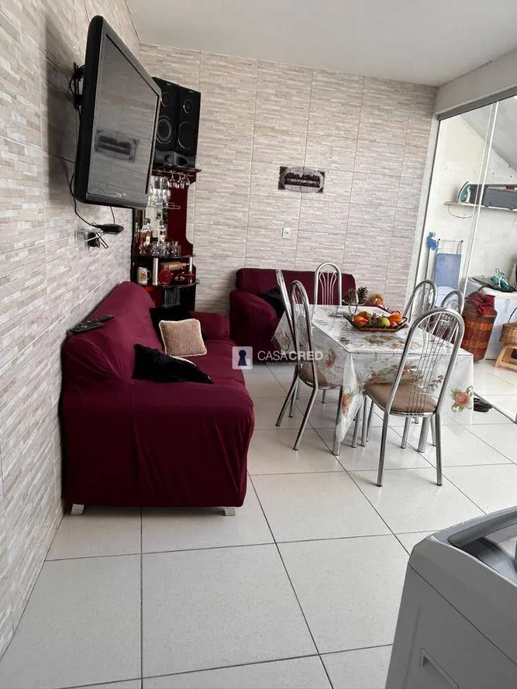 Casa, 3 quartos, 200 m² - Foto 6
