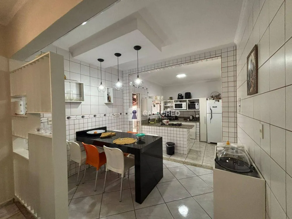 Casa, 3 quartos, 180 m² - Foto 4