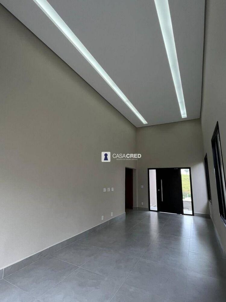 Casa à venda com 3 quartos, 200m² - Foto 2