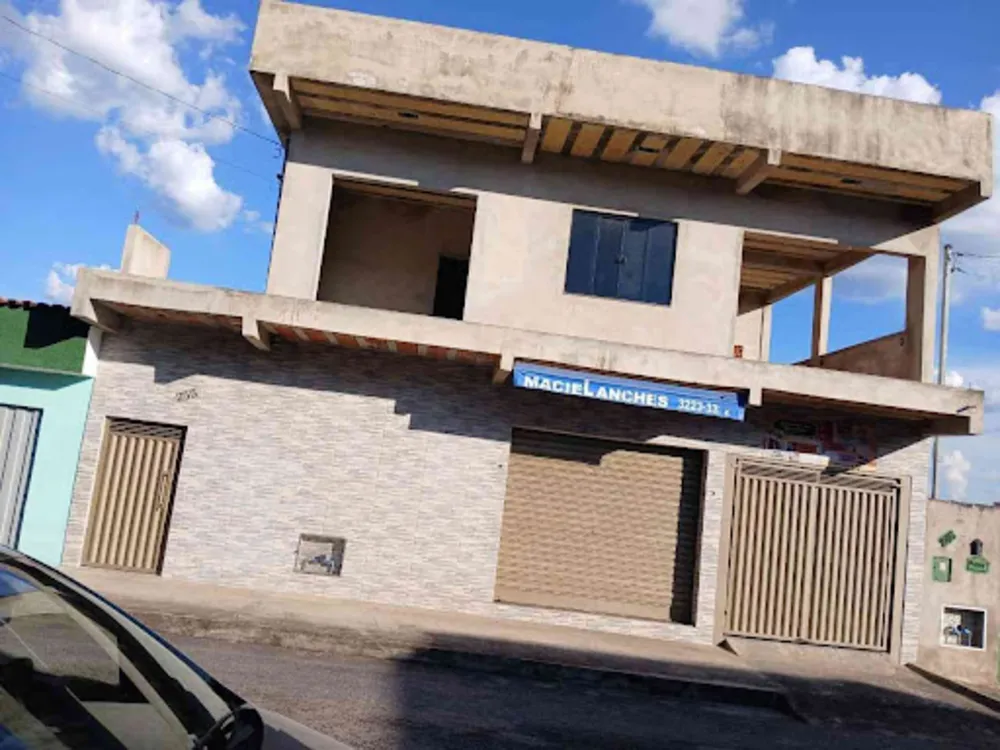 Casa, 5 quartos, 151 m² - Foto 1