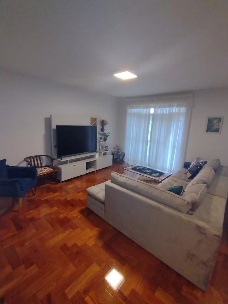 Apartamento à venda com 3 quartos, 127m² - Foto 1