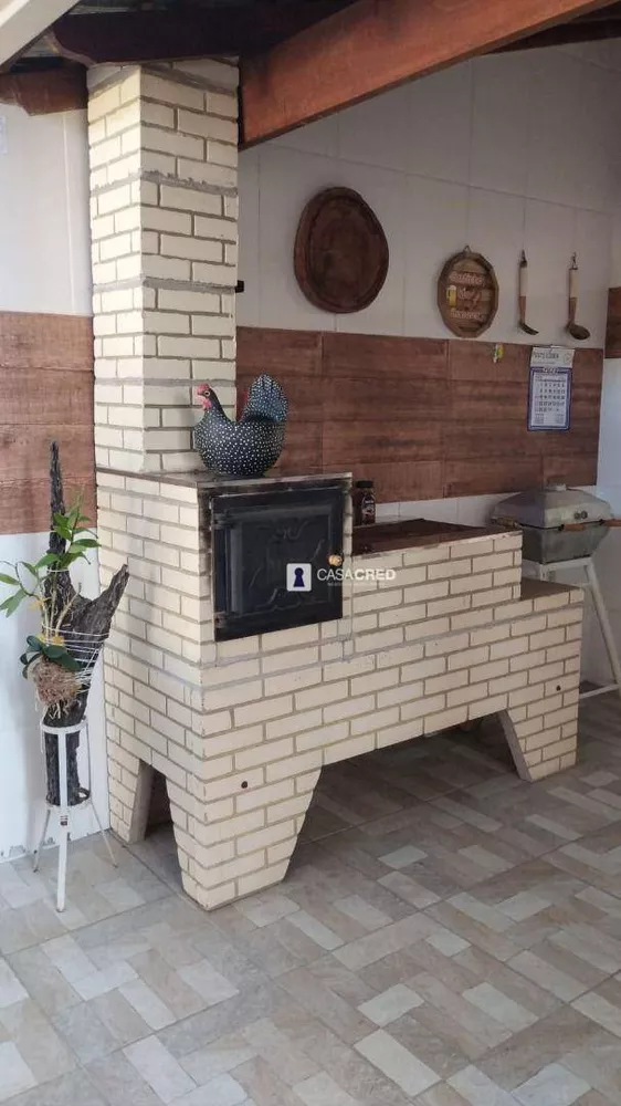 Casa à venda com 2 quartos, 48m² - Foto 8