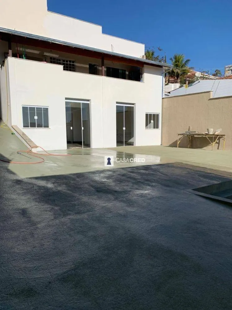 Casa, 2 quartos, 277 m² - Foto 1