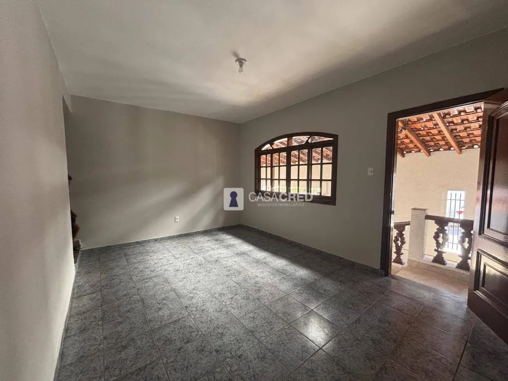 Casa, 3 quartos, 299 m² - Foto 3