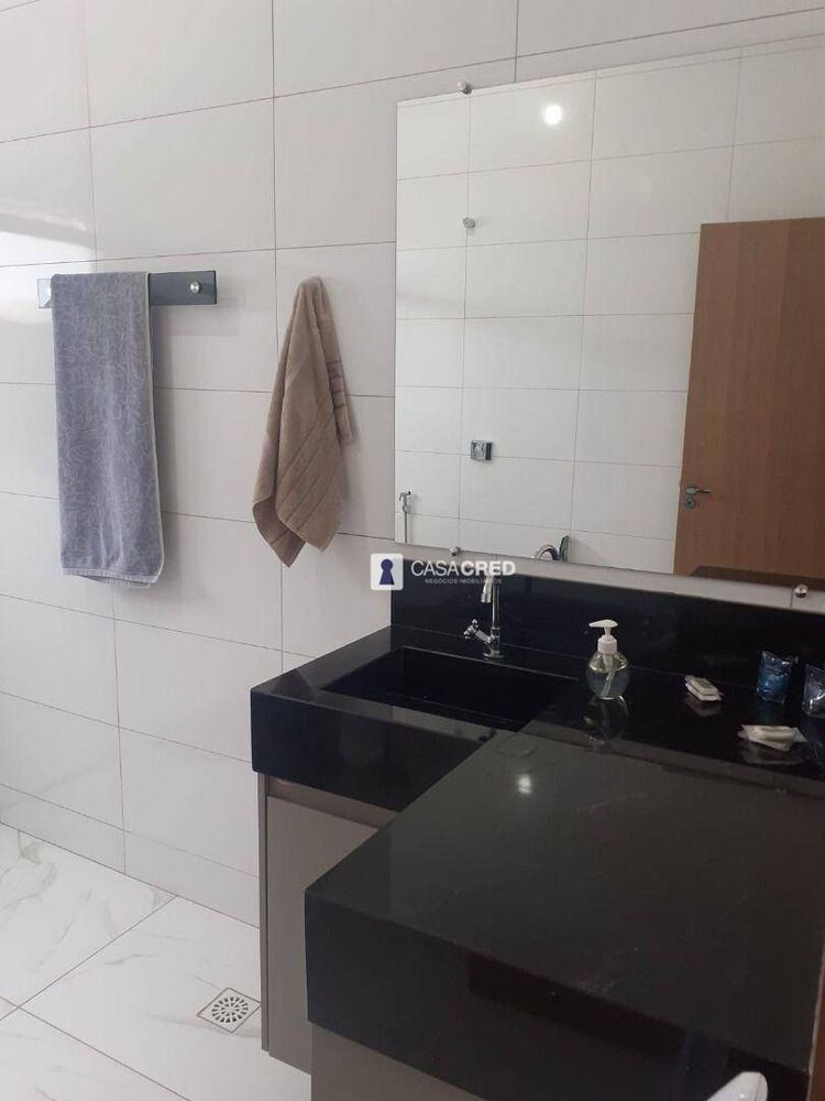 Casa, 3 quartos, 237 m² - Foto 18