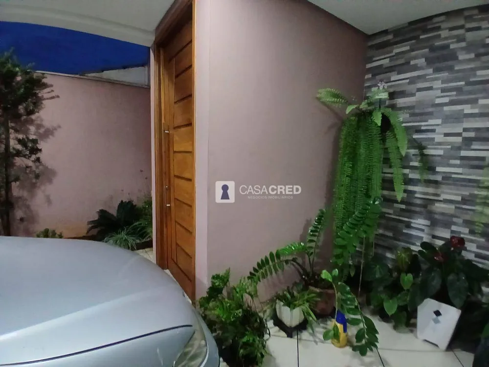 Casa, 4 quartos, 230 m² - Foto 3