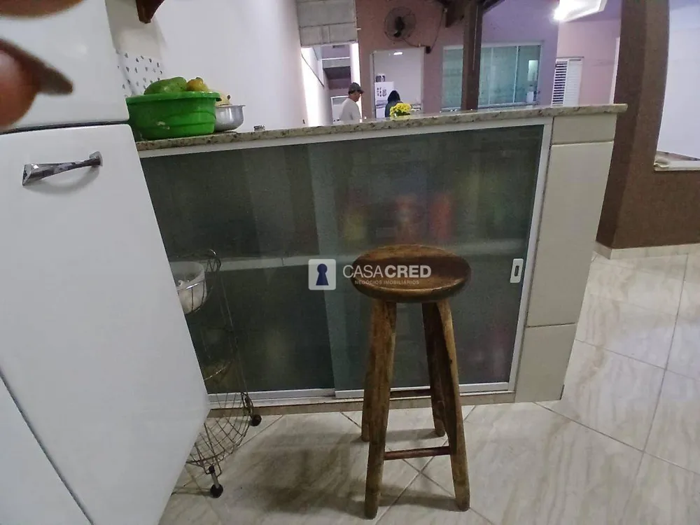Casa, 4 quartos, 230 m² - Foto 5