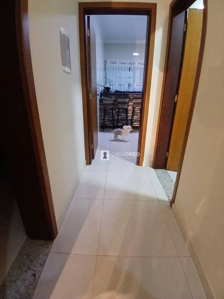 Casa, 4 quartos, 230 m² - Foto 8