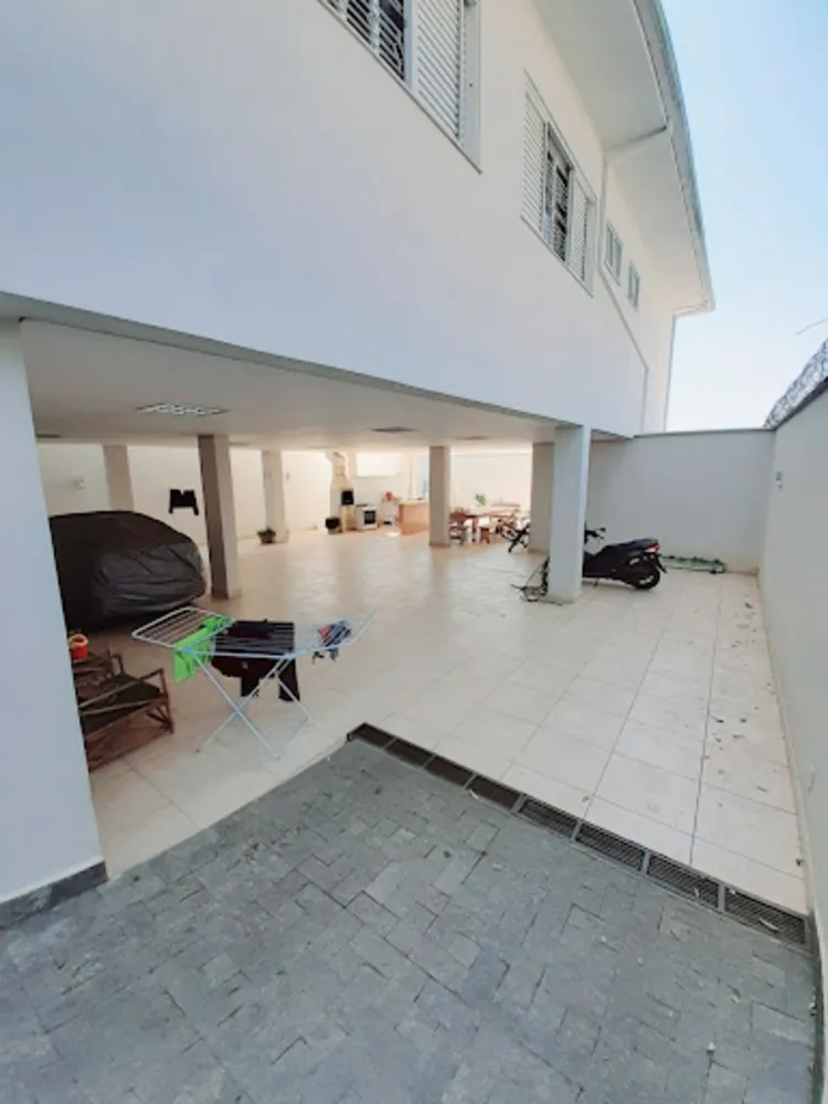 Casa, 6 quartos, 404 m² - Foto 4