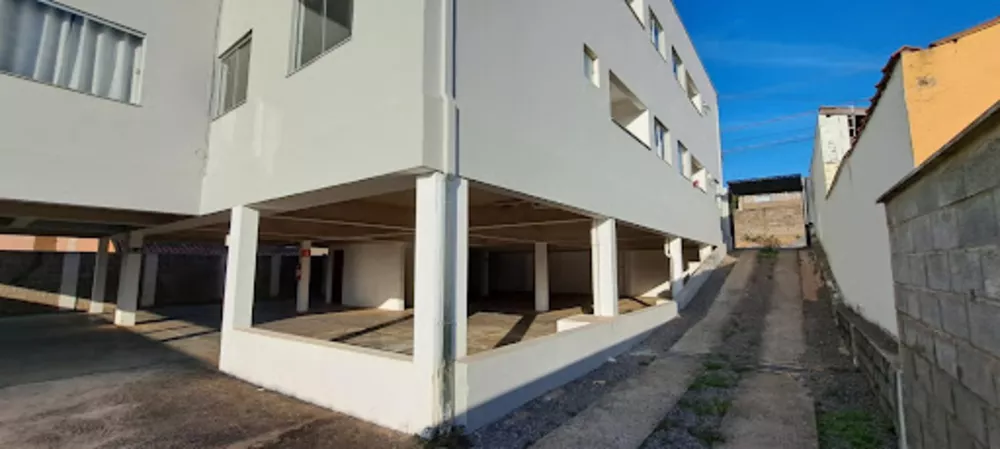 Apartamento à venda com 2 quartos, 74m² - Foto 1