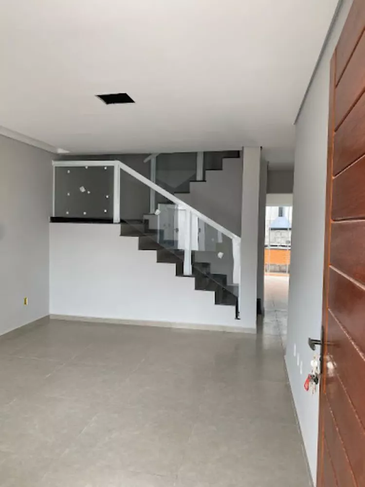 Casa à venda com 3 quartos, 160m² - Foto 7