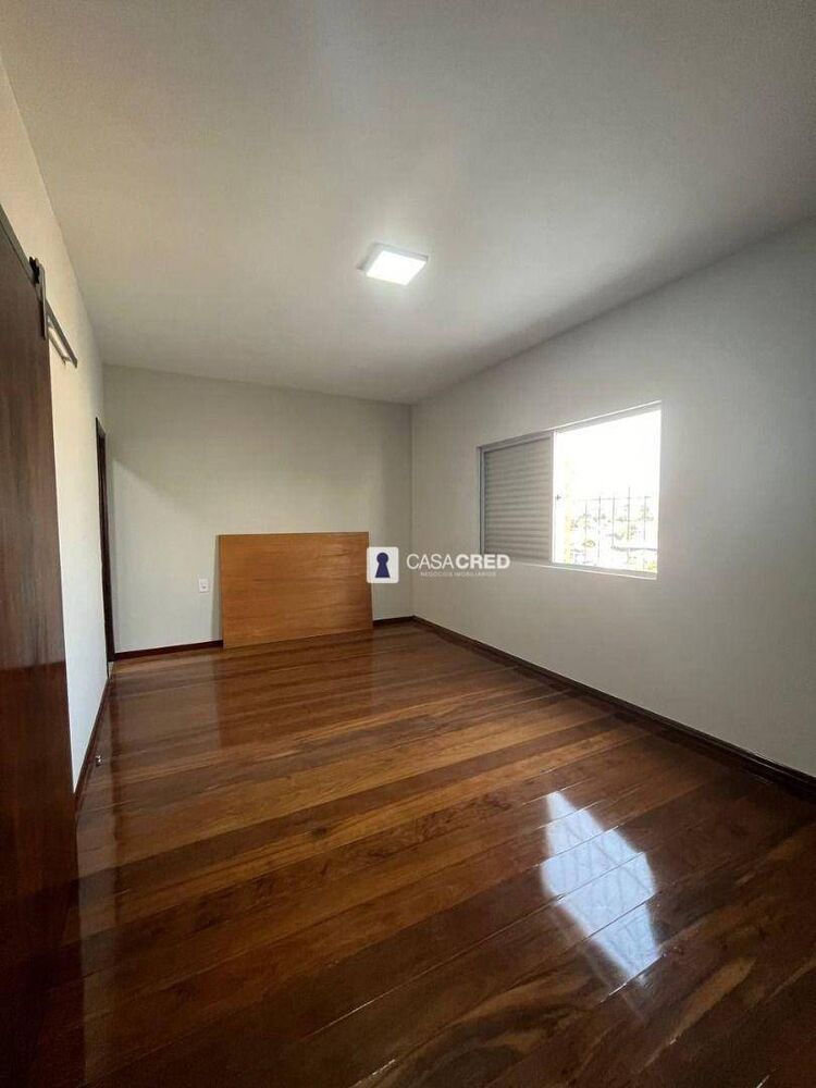 Casa, 3 quartos, 235 m² - Foto 21
