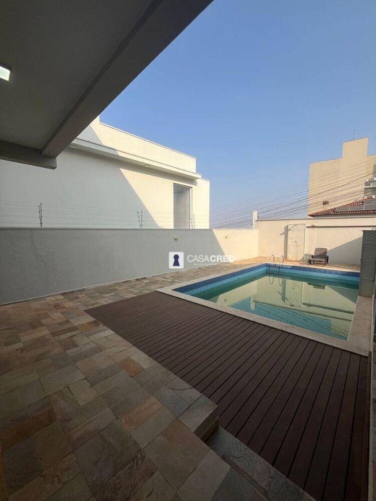 Casa, 3 quartos, 235 m² - Foto 5