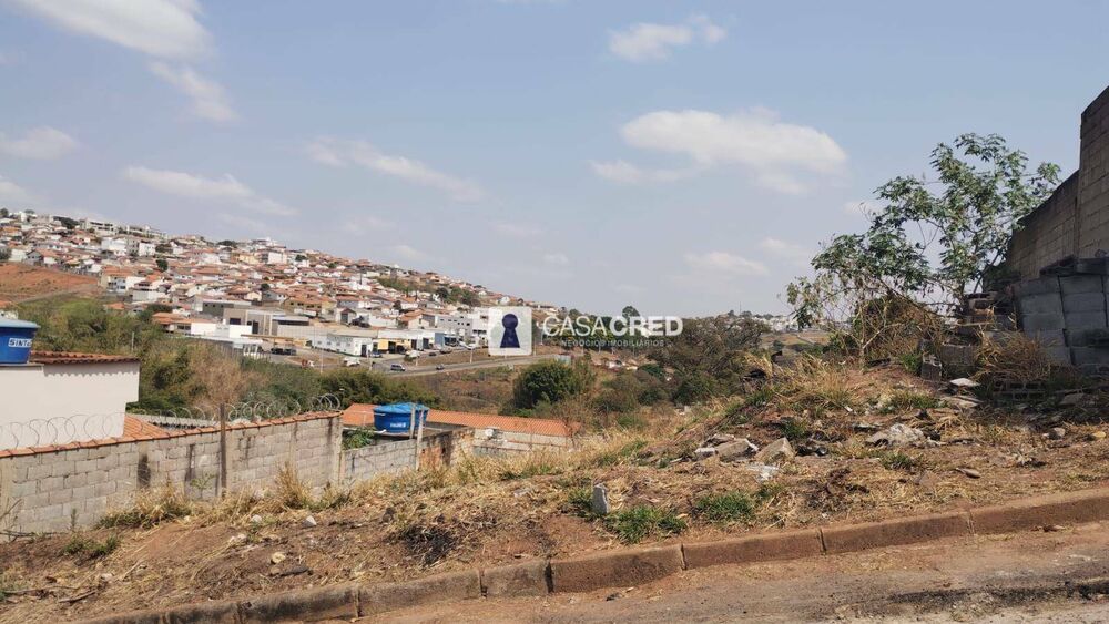 Terreno, 324 m² - Foto 1