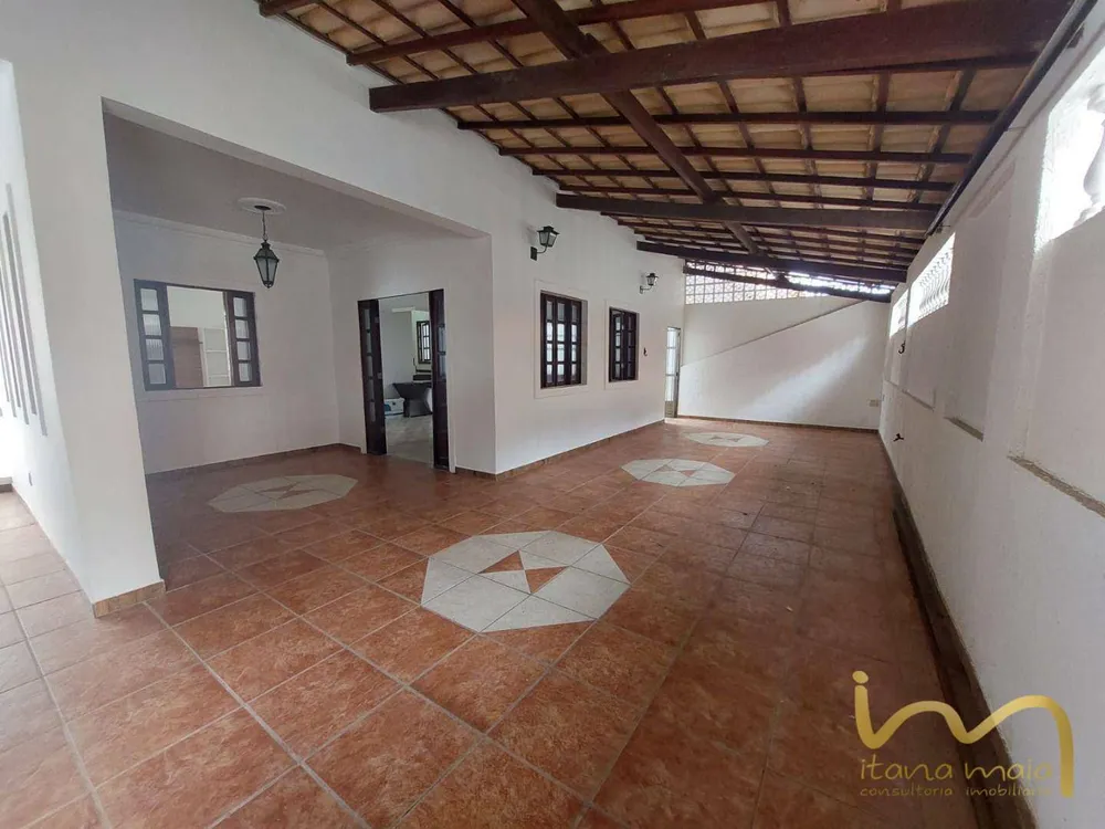 Casa, 6 quartos, 380 m² - Foto 4