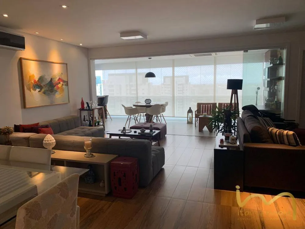 Apartamento, 3 quartos, 180 m² - Foto 2