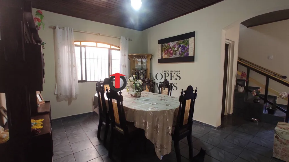 Sobrado, 6 quartos, 250 m² - Foto 1