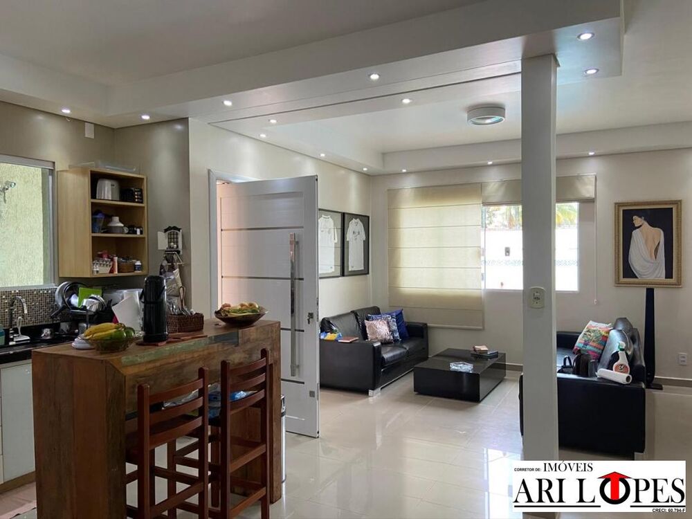 Casa, 4 quartos, 276 m² - Foto 1