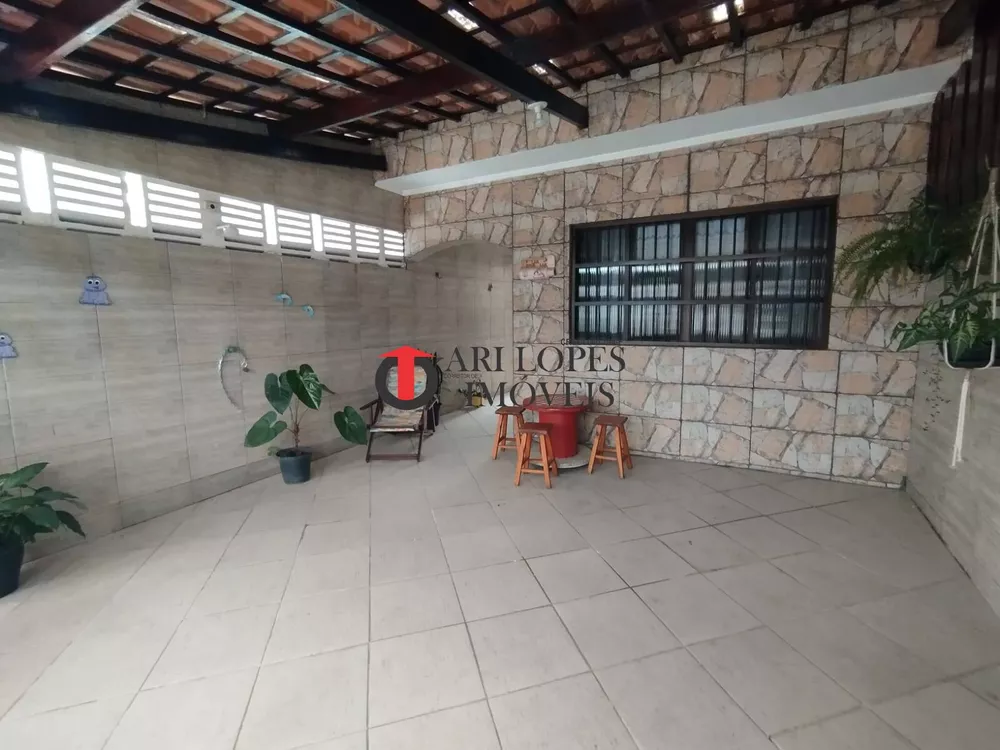 Casa à venda com 2 quartos, 134m² - Foto 2