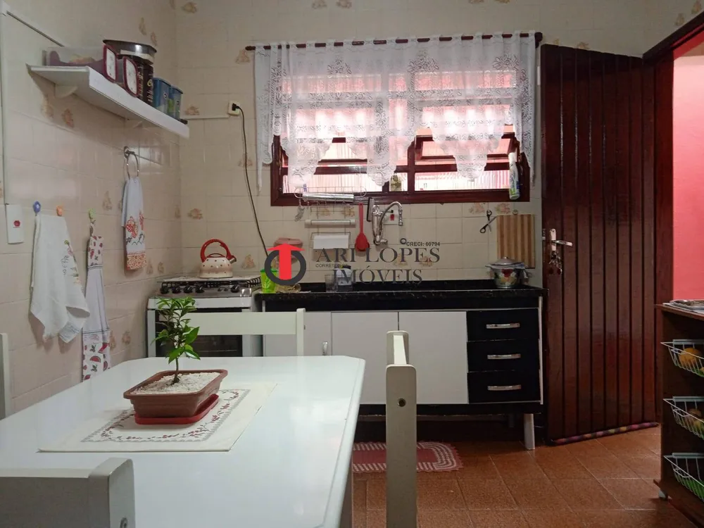 Casa, 2 quartos, 81 m² - Foto 2