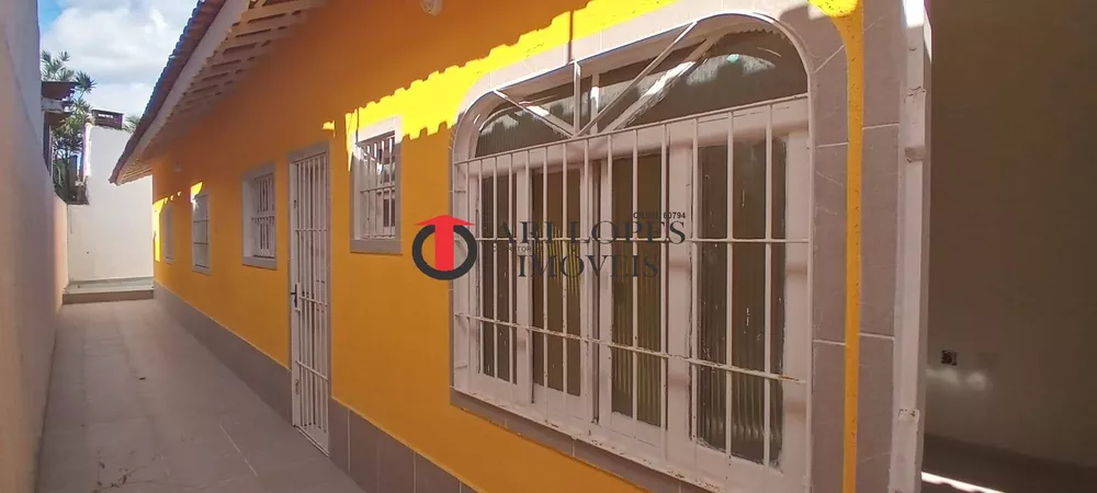 Casa à venda com 3 quartos, 90m² - Foto 2