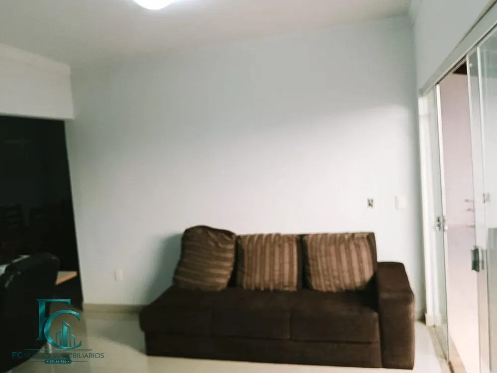 Casa, 3 quartos, 250 m² - Foto 1