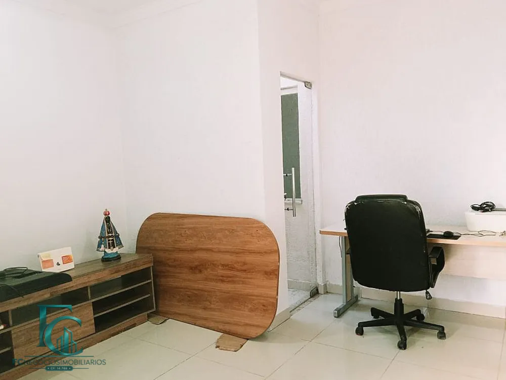 Casa, 3 quartos, 250 m² - Foto 3