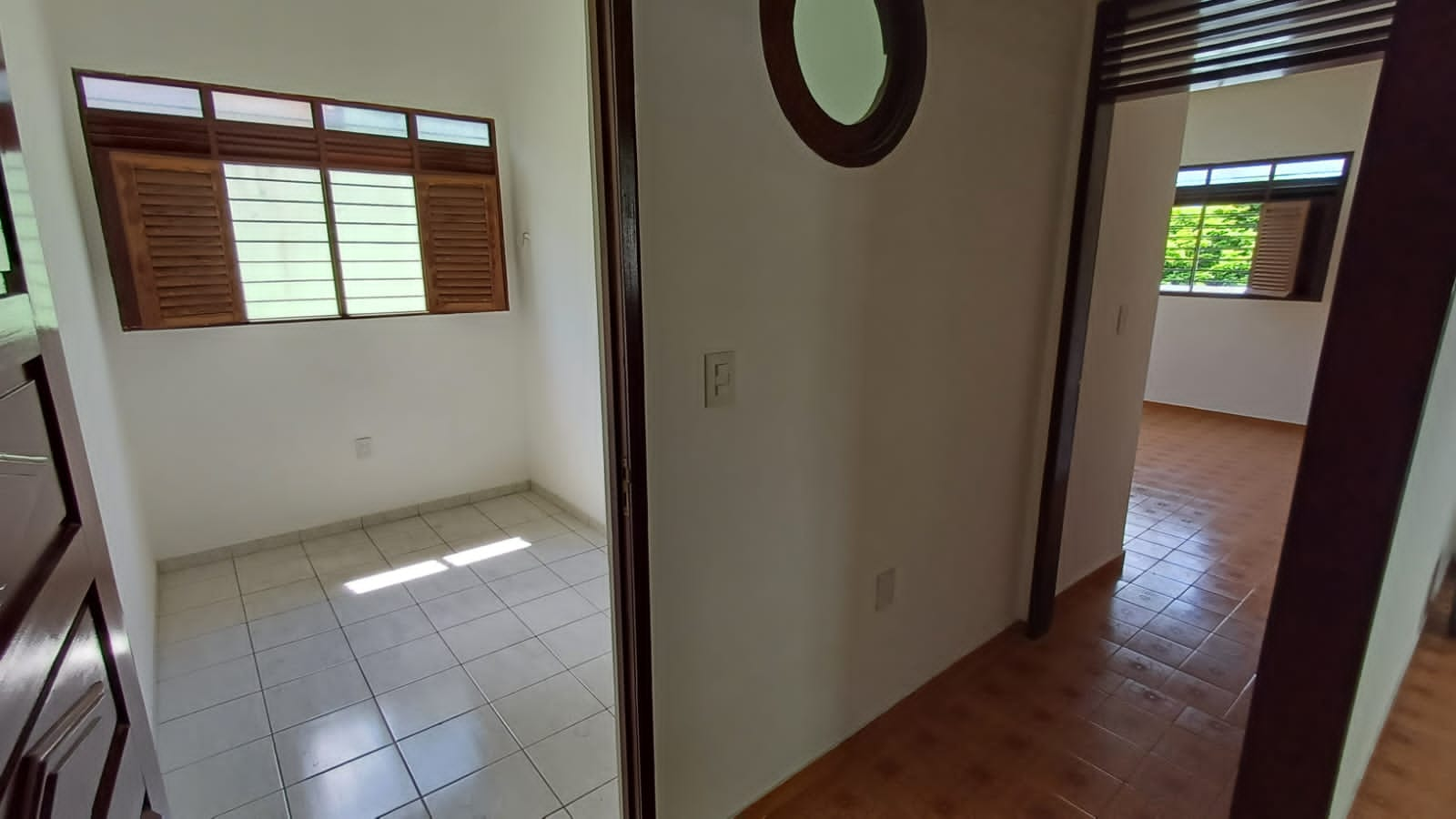 Casa à venda com 5 quartos, 239m² - Foto 35