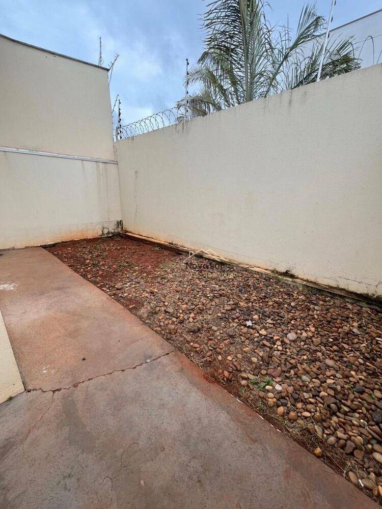 Casa à venda com 2 quartos, 87m² - Foto 4