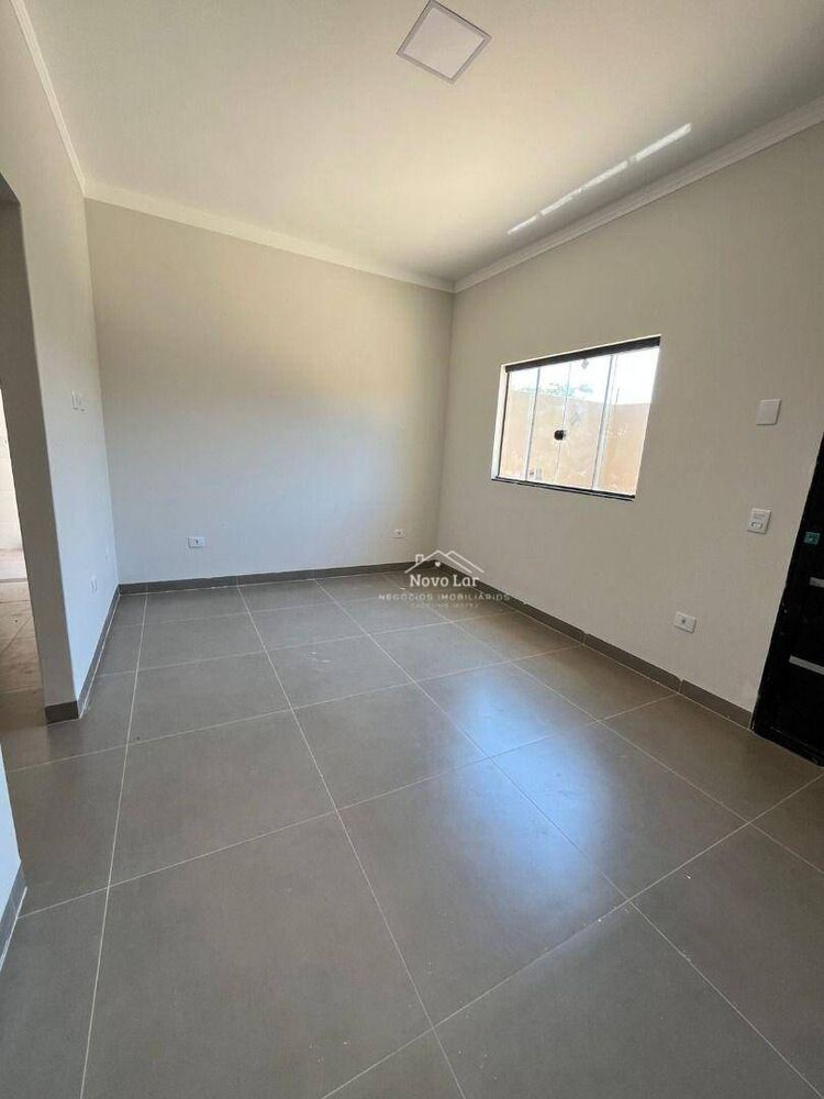 Casa à venda com 2 quartos, 63m² - Foto 6
