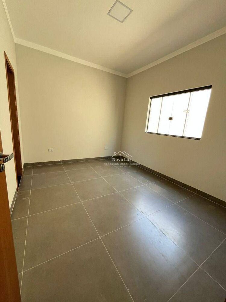 Casa à venda com 2 quartos, 63m² - Foto 5